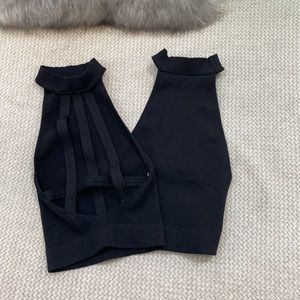 🌺take me out run high neck mock crop tank